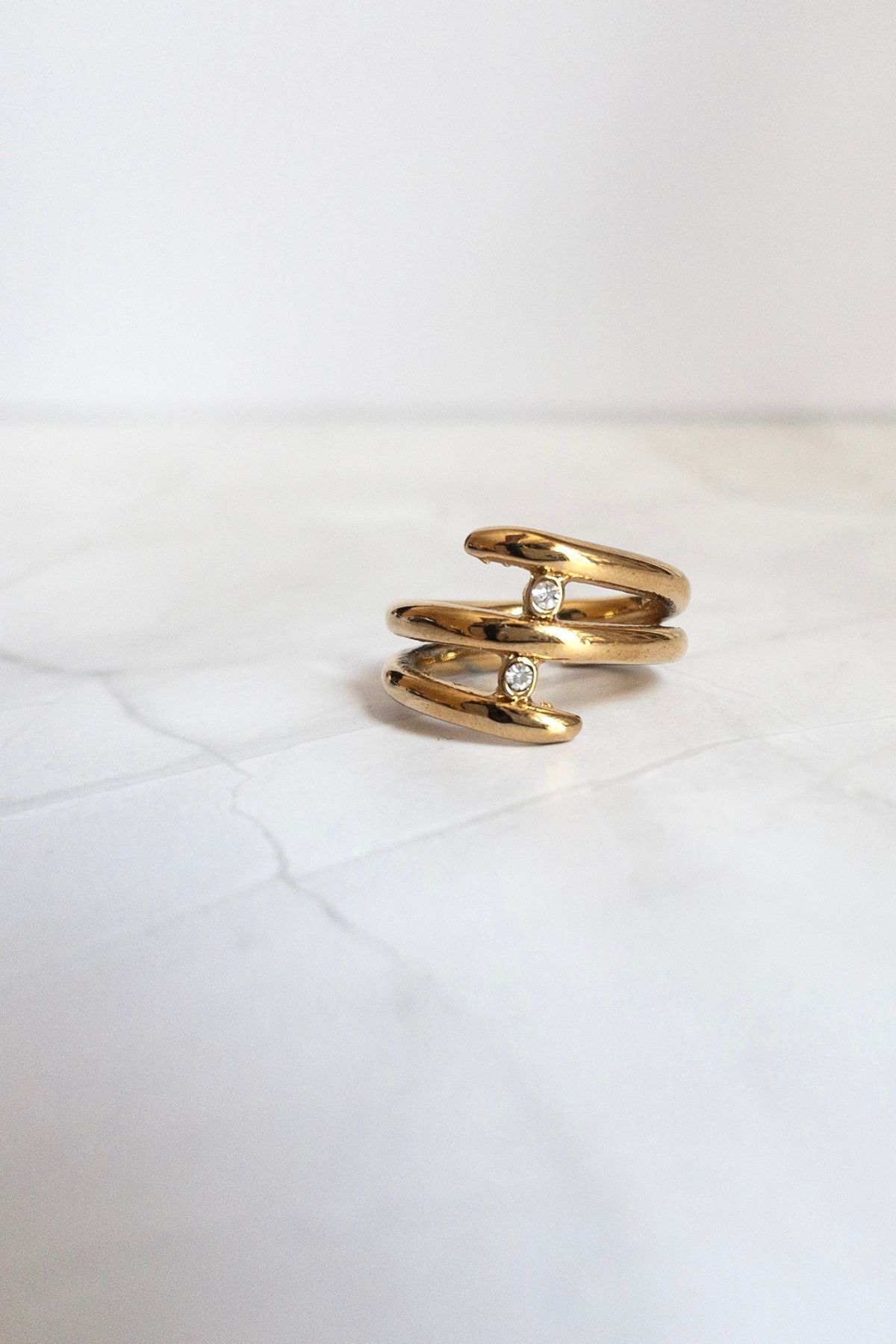 Taş Detaylı Sarmal Yüzük