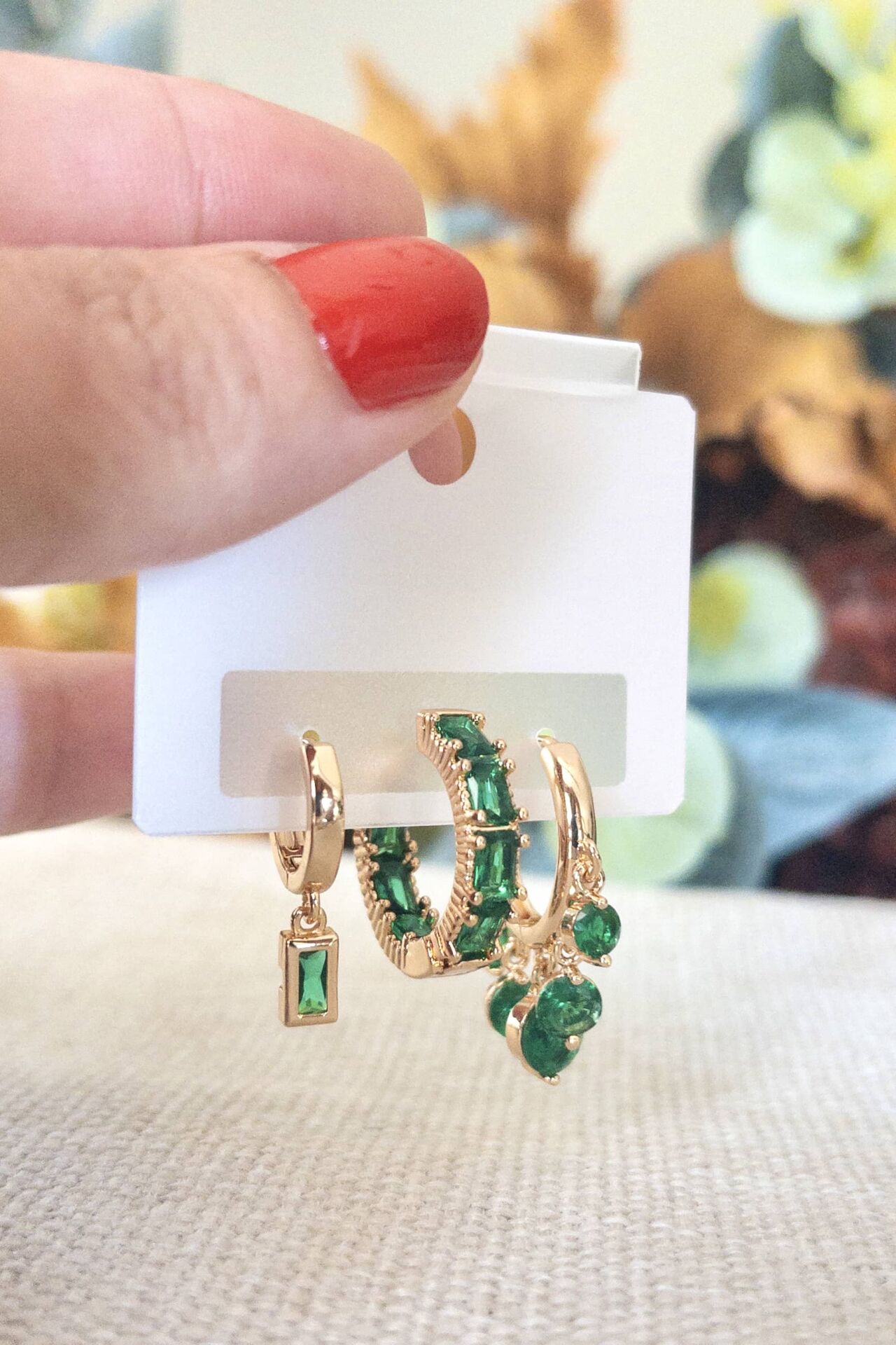 Yeşil Taş Detaylı Üçlü Küpe Seti