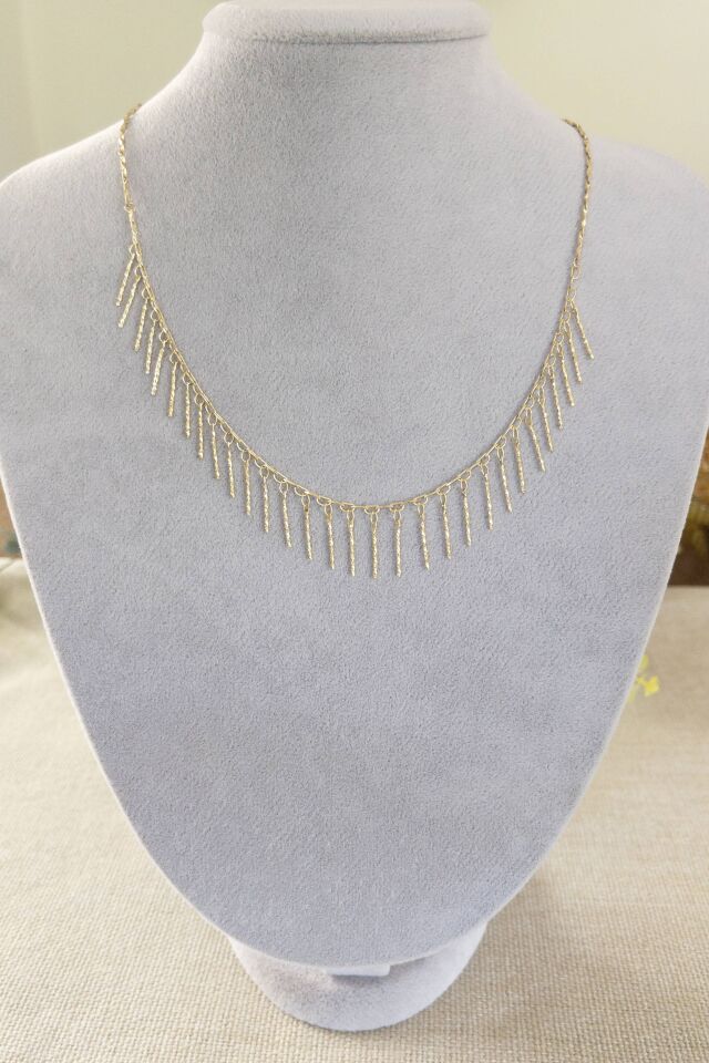 Sallantılı Bar Kolye