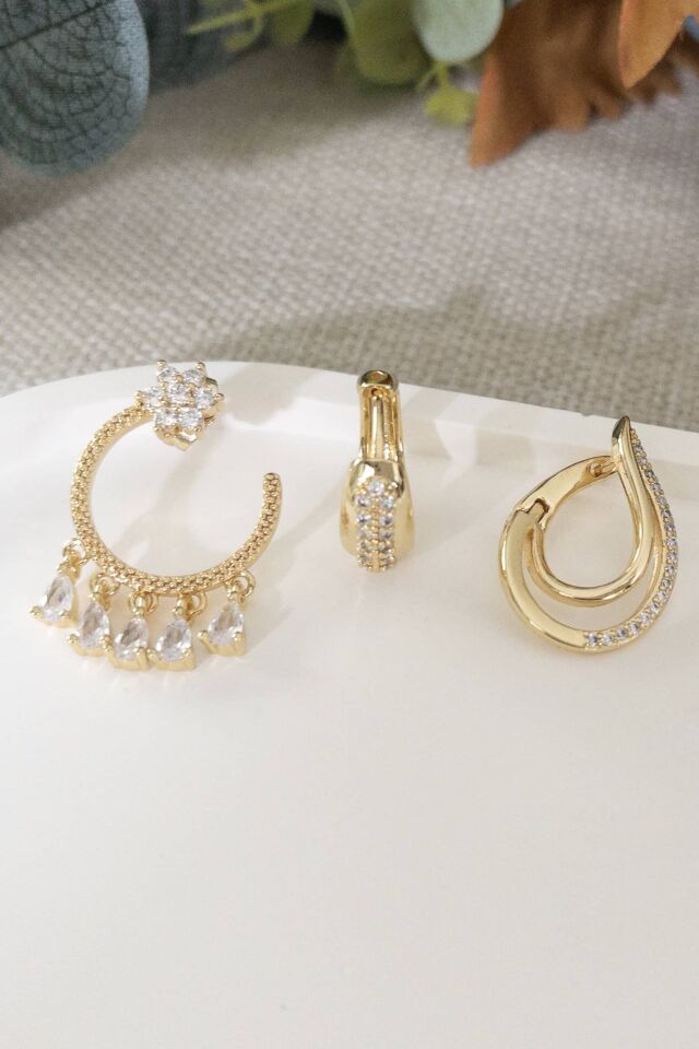 Çiçekli Üçlü Küpe Seti