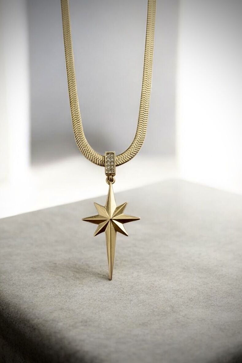 Kuzey Yıldızı Kolye